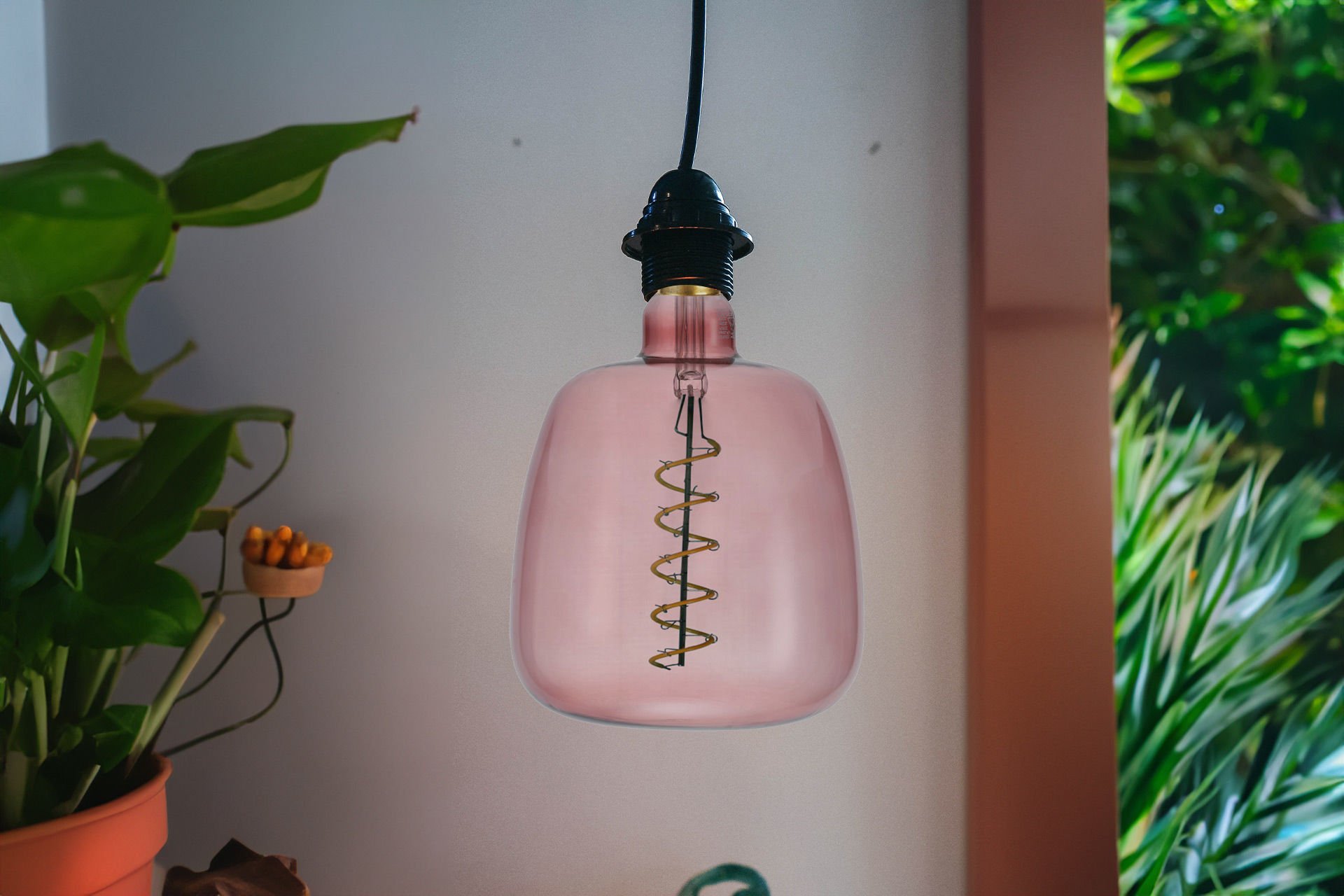 Dekoratif Led Ampul PINK 4W 270lm TP140