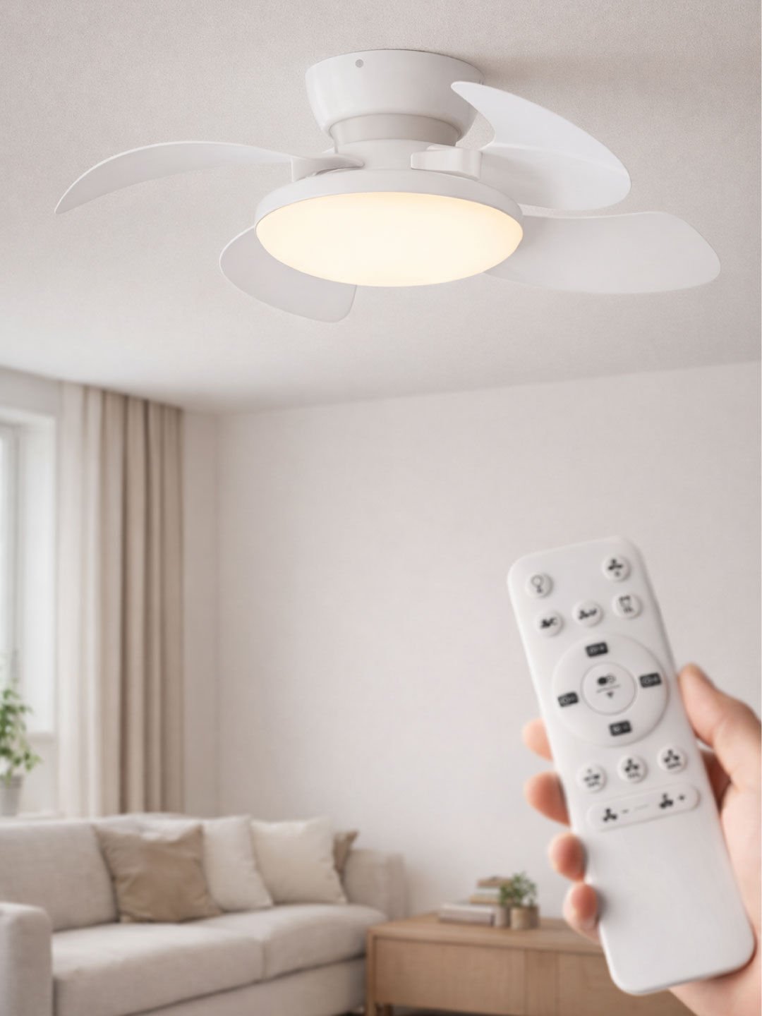 Uzaktan Kumandalı Tavan Vantilatörü 3000K - 6500K Işık ve Ayarlanabilir Fan Seviyeli VL6